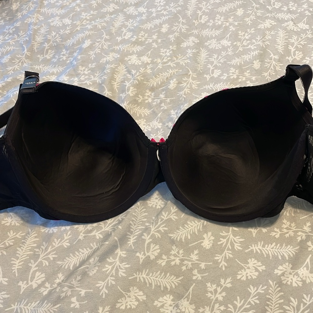 NWT Torrid Black and Pink Heart Patterned perfect T-shirt Bra 42DDD - Picture 5 of 5